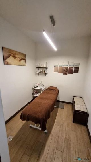 Local comercial en venta en Reyes en Parla