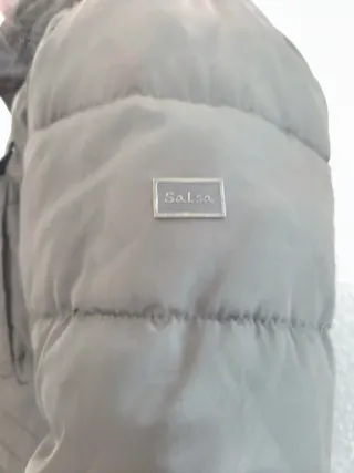 Abrigo Salsa acolchado cuello pelo