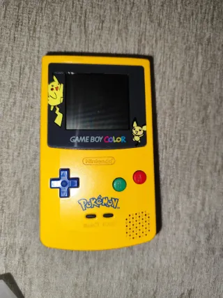 Nintendo Game Boy Color Edición Pikachu
