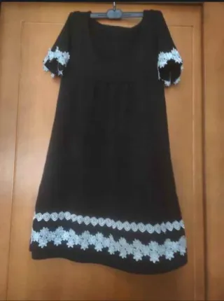 Lote 2 vestiti e scarpe nere