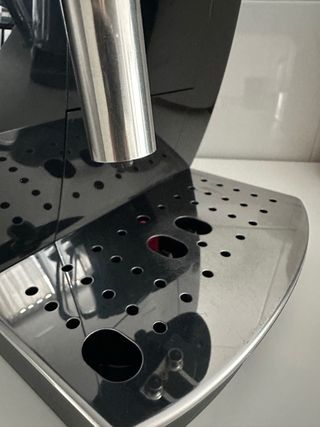 Cafetera DeLonghi Magnífica S Negra