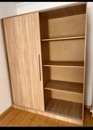 Armarios correderos nuevos de alta capacidad.