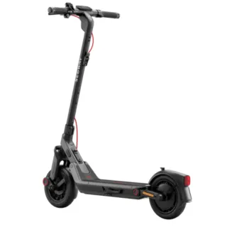 Patinete con matrícula segway