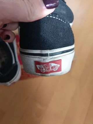 Zapatillas Vans Old Skool Mujer Negras Blancas