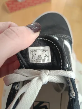 Zapatillas Vans Old Skool Mujer Negras Blancas