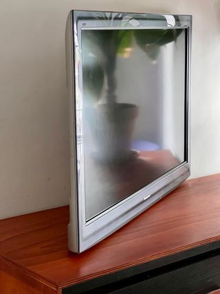 Televisor Panasonic Viera 42”Smart TV SIN USO