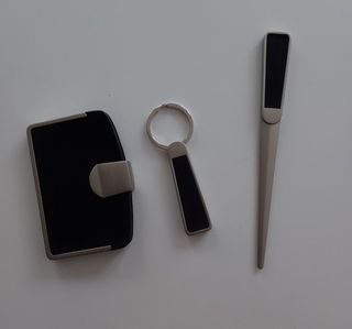 Set Regalo Sergio Tacchini Portachiavi Fermacarte