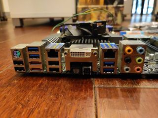 Placa Base Asus P8Z77 WS + 2 Memorias + Micro