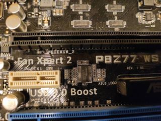 Placa Base Asus P8Z77 WS + 2 Memorias + Micro