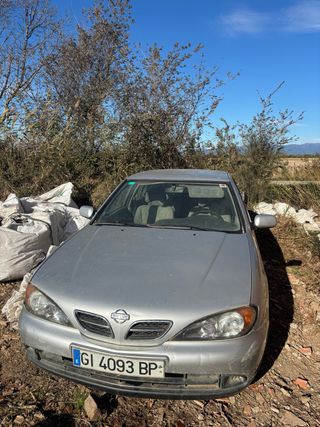Nissan Primera 1999