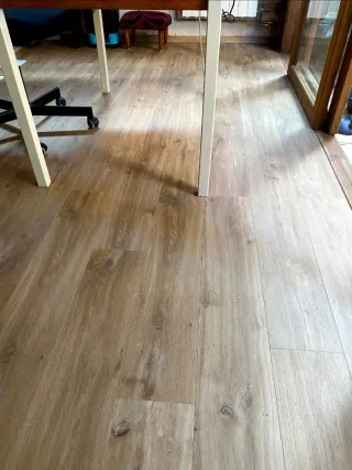 Montaje de Suelo vinílico y parquet