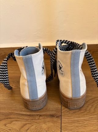 Converse Chuck Taylor Lift Platform