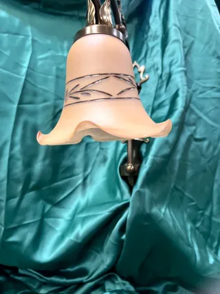 Aplique de pared dorado y beige