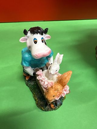 Expositor Cow Paradise con 8 vacas.