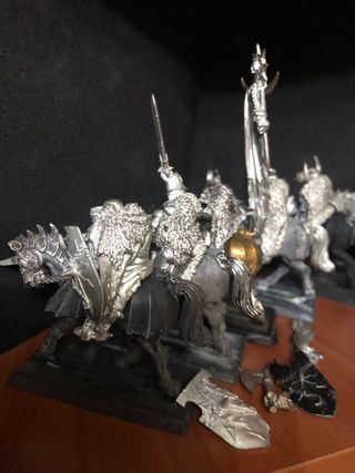 Warhammer 6 Caballeros del Caos Metal