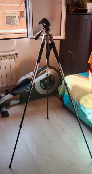 Trípode Profesional universal
