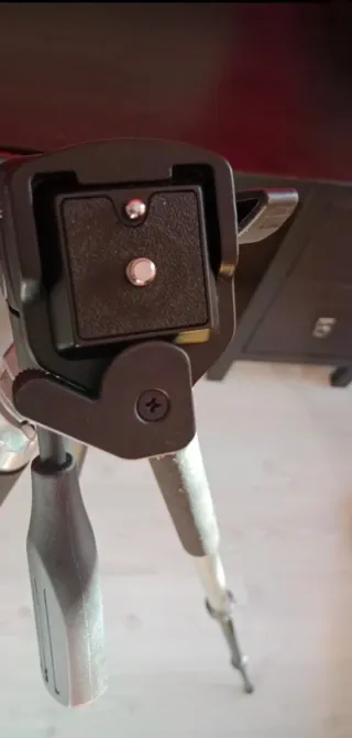 Trípode Profesional universal