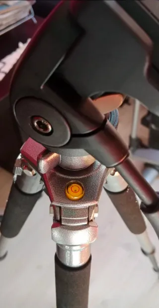 Trípode Profesional universal