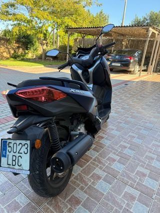 Yamaha Xmax 125 11.000km  Azul Oscuro  2020