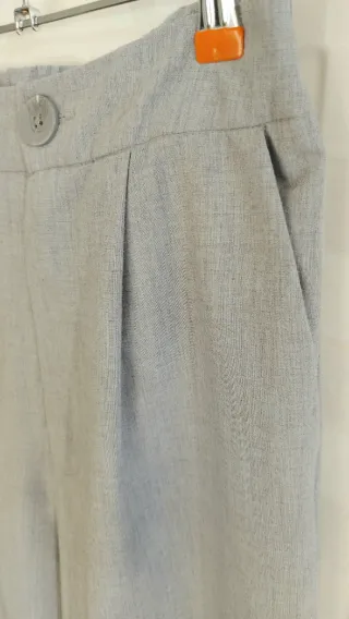 Pantalón ancho Stradivarius gris T.36