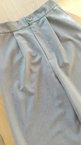 Pantalón ancho Stradivarius gris T.36