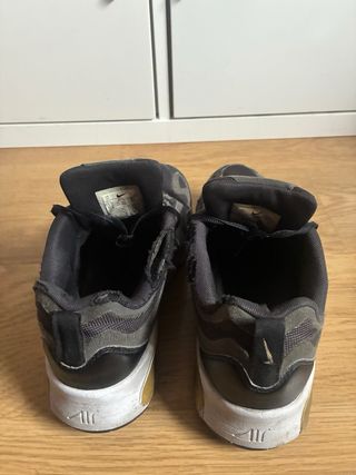 Zapatillas Nike Air Max 200 Negro Dorado