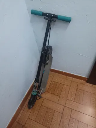 Patinete plegable y regulable