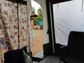 Carro tienda de campaña Comanche semi nueva.