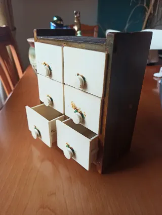 Antiguo especiero vintage madera