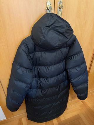 Cazadora Nike Negra con Capucha