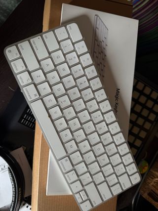 Teclado Apple Magic Keyboard 2450 Inglés