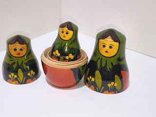 Matrioska russe originali in legno dipinte