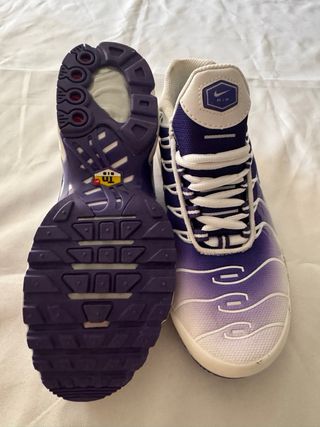 Zapatillas Nike TN40 Morado Blanco