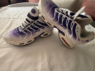 Zapatillas Nike TN40 Morado Blanco