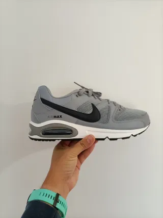 T42,5 Nike Air Max Command  Grises