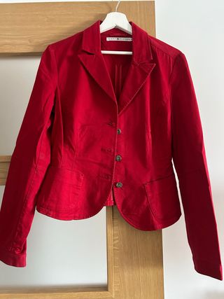 Chaqueta Tommy Hilfiger Roja.