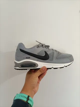 T44 Nike Air Max Command  Grises