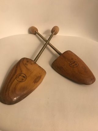 Hormas de madera para zapatos antiguas.