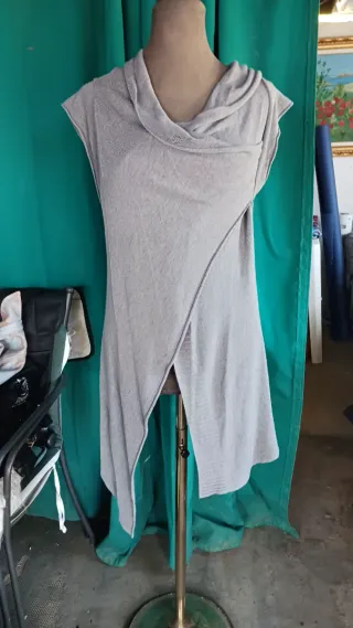 Chaqueta Poncho Gris Talla Única