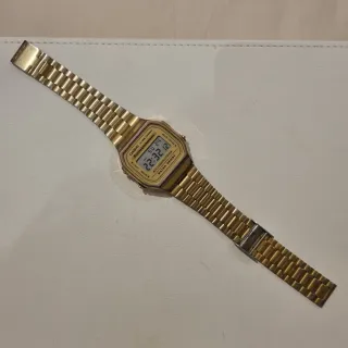 Reloj Casio A168WG-9 Dorado