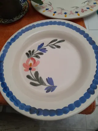 Piatti dipinti a mano