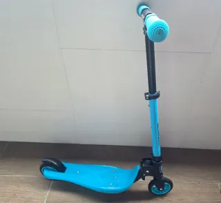 Patinete infantil azul