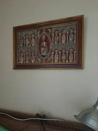 Bajorrelieve religioso medieval románico enmarcado