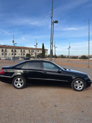 Mercedes-Benz Clase E 2004