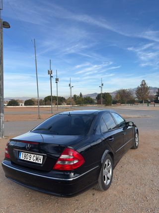Mercedes-Benz Clase E 2004