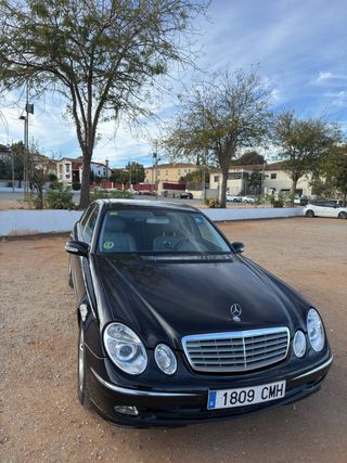 Mercedes-Benz Clase E 2004
