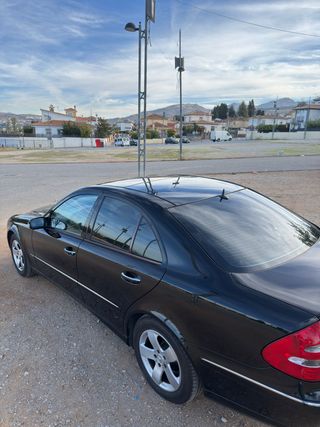 Mercedes-Benz Clase E 2004