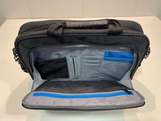 Maletín Dell Messenger 14” Negro/Gris
