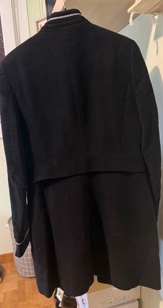 Abrigo Zara Basic Negro
