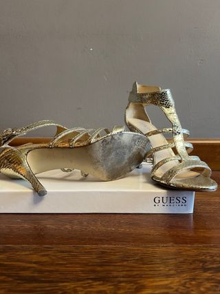 Sandalias Guess Doradas Talla 39